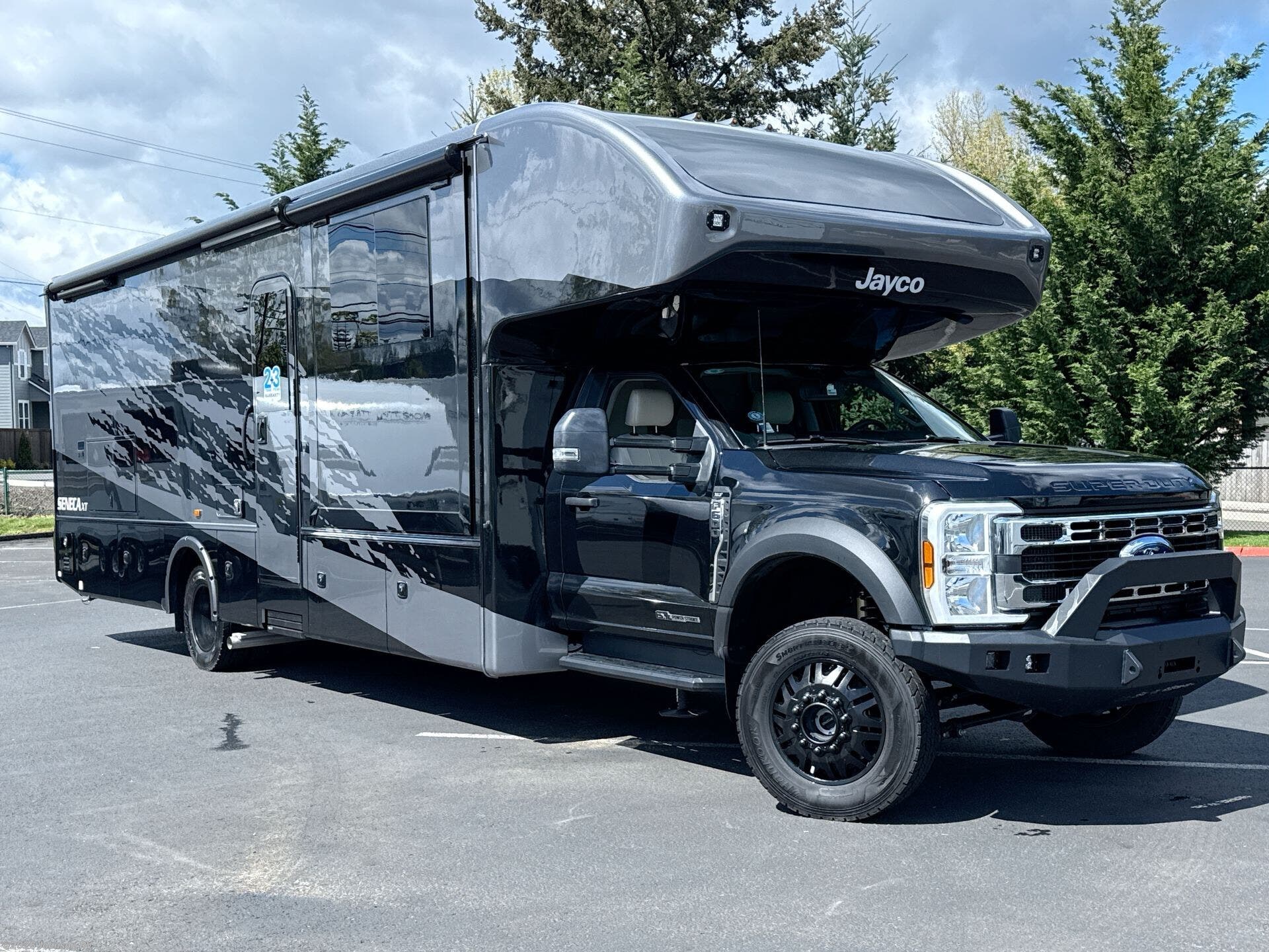 New 2026 Jayco Seneca 35L XT available in Sandy, Oregon