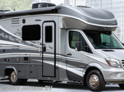 Used 2020 Dynamax Corp ISATA 24RB available in Sandy, Oregon