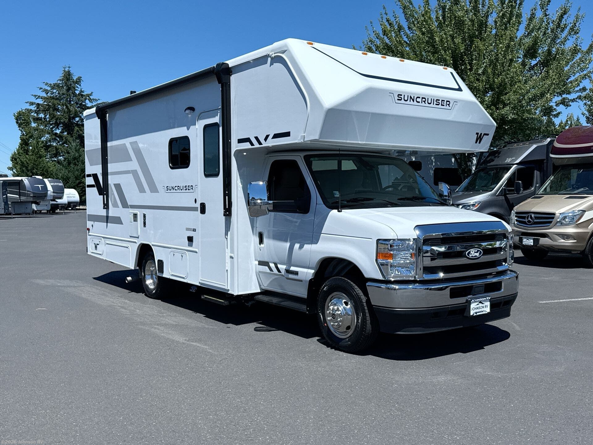 New 2027 Winnebago Suncruiser 22RS available in Sandy, Oregon