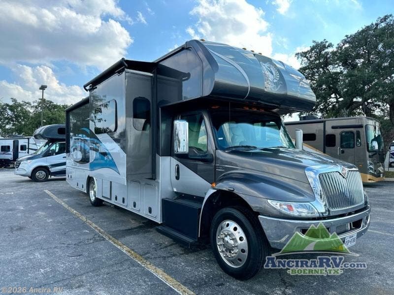 Used 2021 Nexus Wraith 33W available in Boerne, Texas