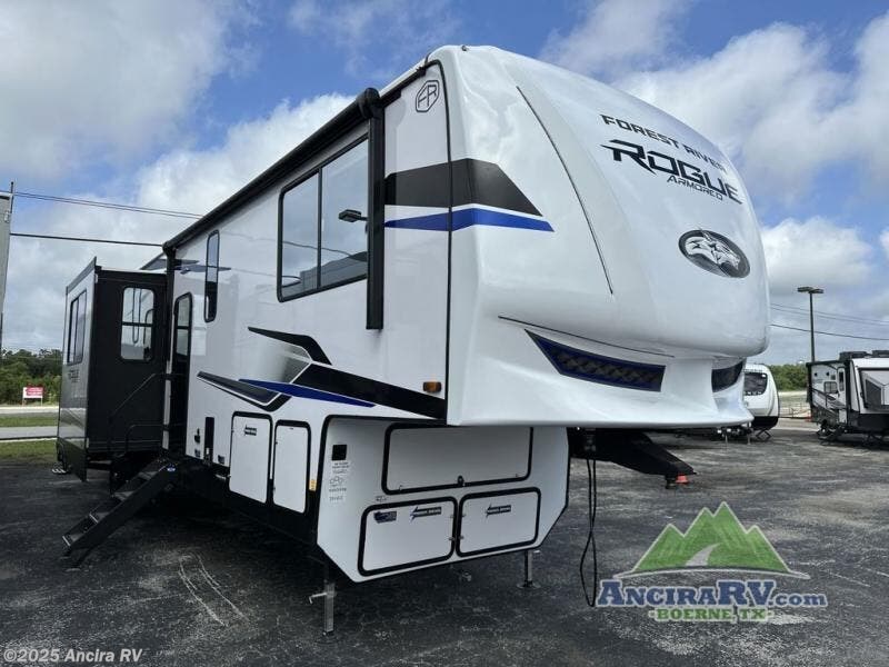 New 2026 Forest River Vengeance Rogue Armored 351G2 available in Boerne, Texas