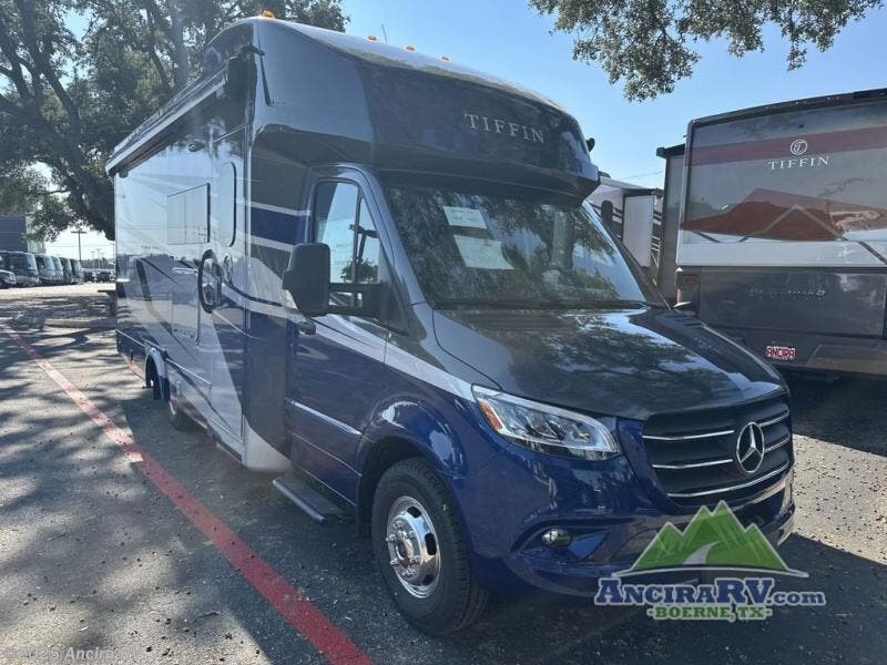 New 2026 Tiffin Wayfarer 25 XRW available in Boerne, Texas