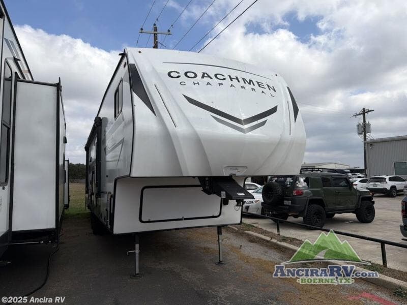 New 2026 Coachmen Chaparral Lite 31BH available in Boerne, Texas
