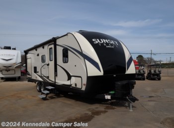 Used 2018 CrossRoads Sunset Trail Super Lite 254RB available in Kennedale, Texas