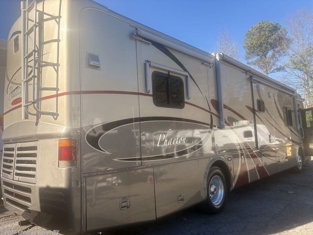 Used 2006 Tiffin  Phateon 40 QSH available in Ashland, Virginia
