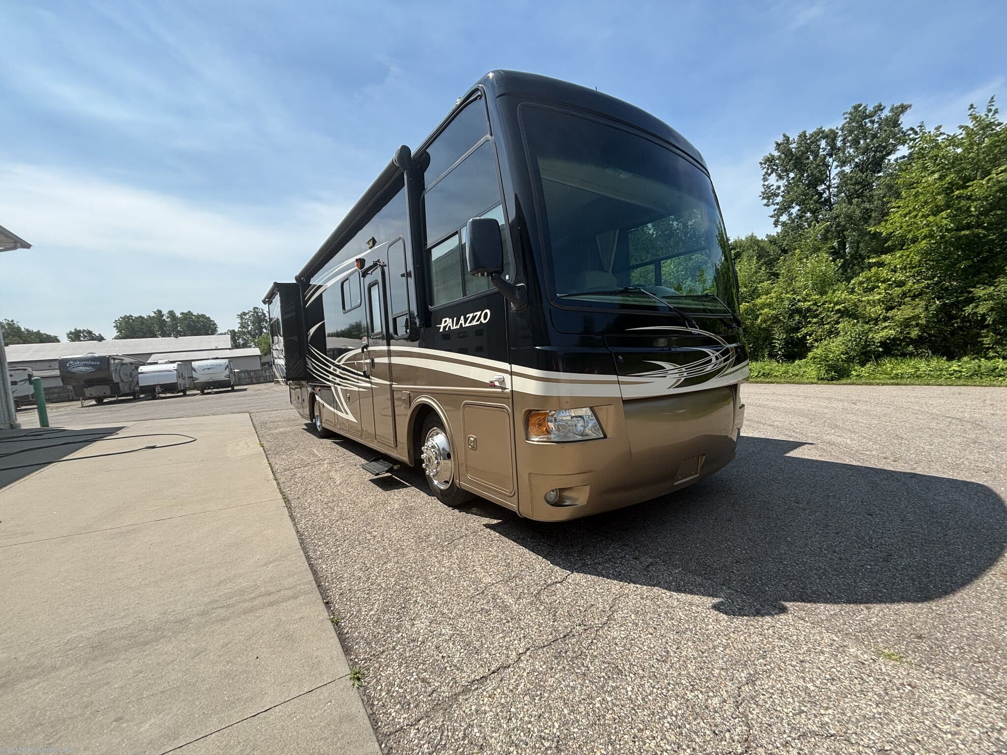New 2013 Thor Motor Coach Palazzo 33.1 available in Mason, Michigan