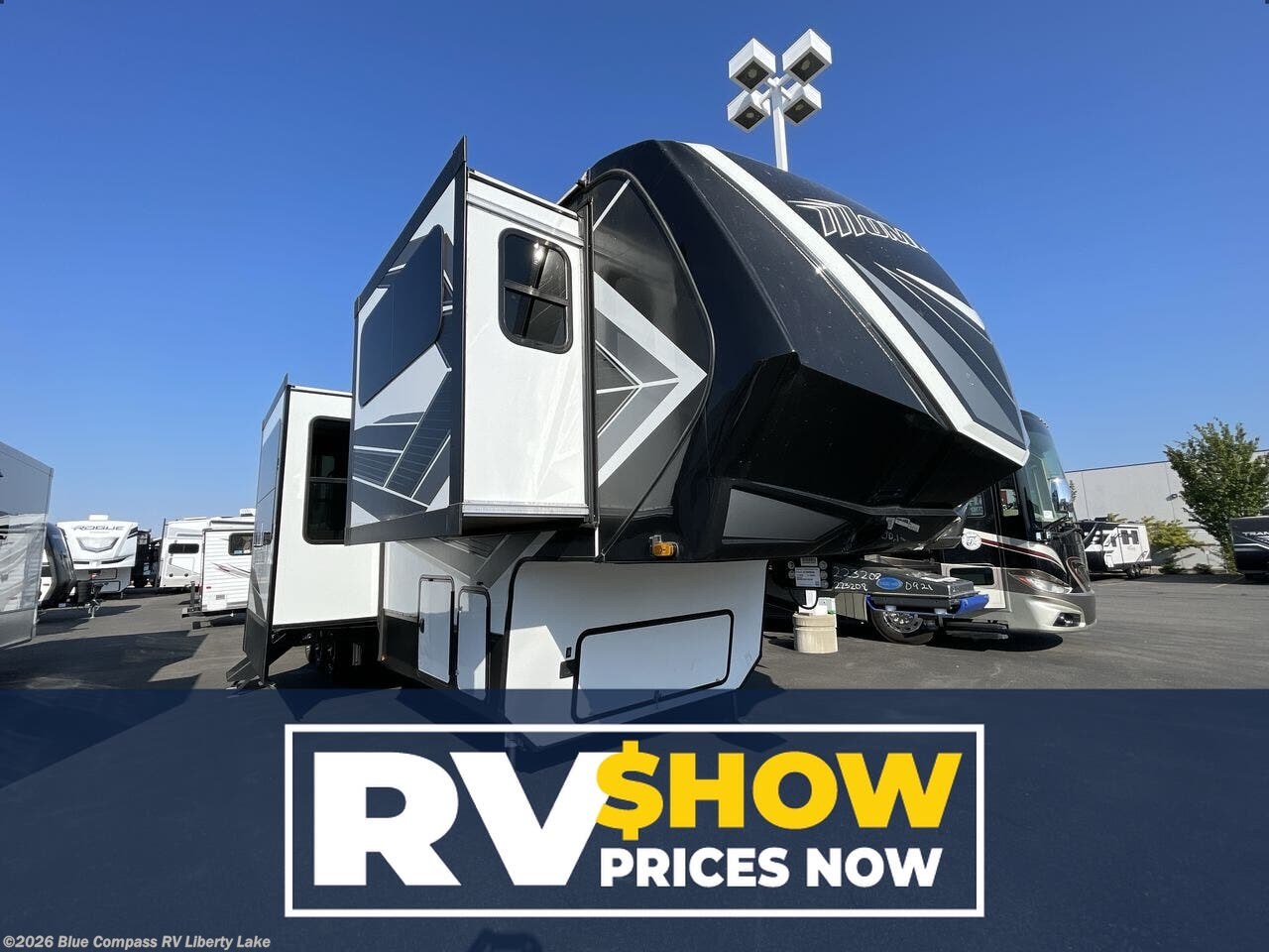 Used 2022 Grand Design Momentum 376THS available in Liberty Lake, Washington