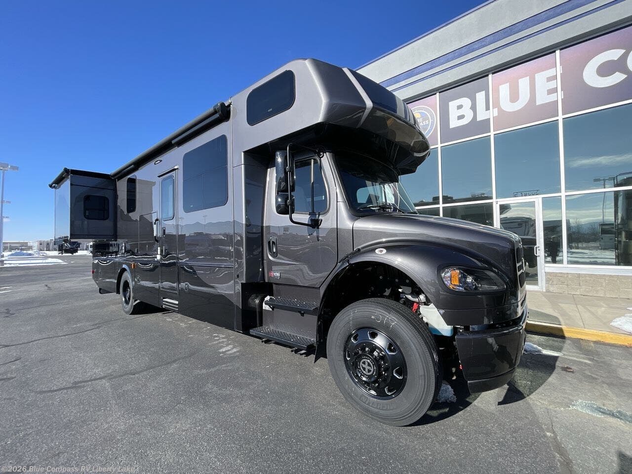 New 2027 Dynamax Corp Europa 32KD available in Liberty Lake, Washington