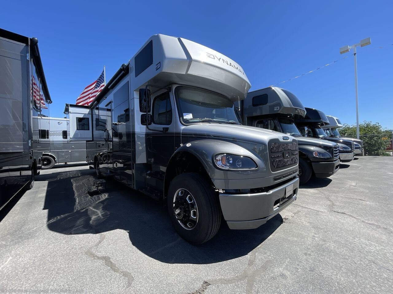 New 2027 Dynamax Corp Europa 32KD available in Liberty Lake, Washington
