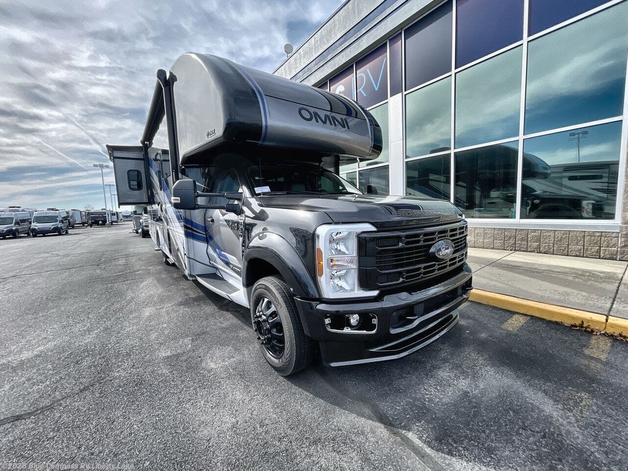 New 2027 Thor Motor Coach Omni Trail X32 available in Liberty Lake, Washington