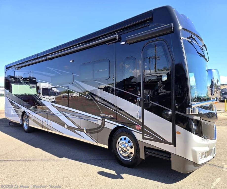 New 2026 Fleetwood Discovery LXE 40M-LXE available in Tucson, Arizona