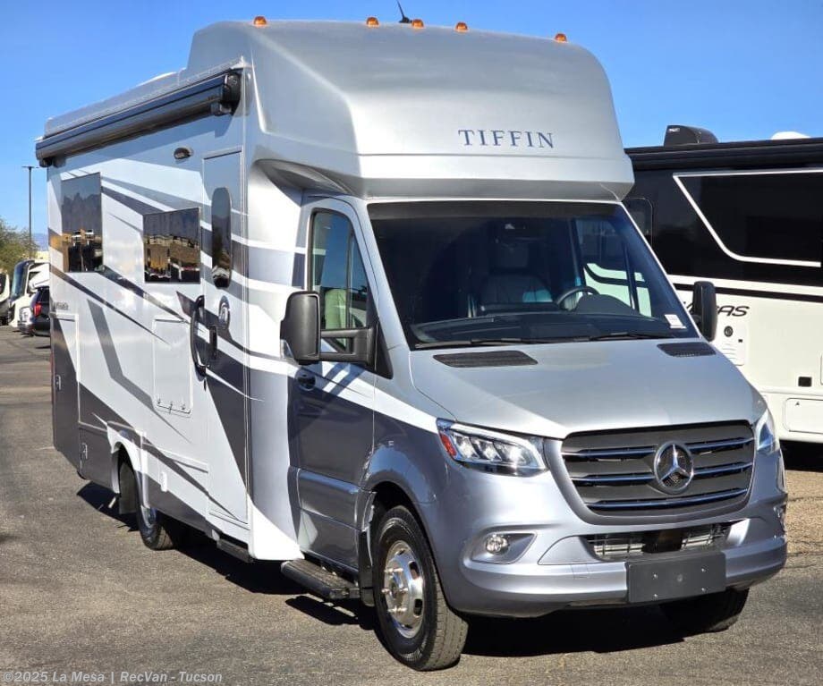 New 2026 Tiffin Wayfarer 25XLW available in Tucson, Arizona