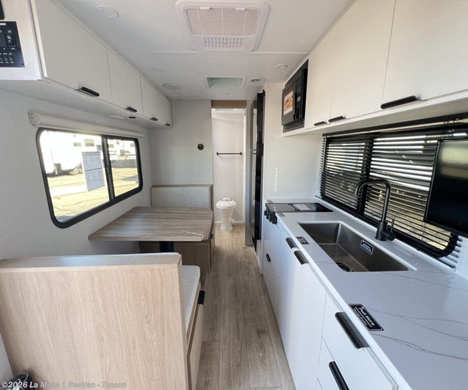 New 2026 Winnebago  MICRO MINNIE-TT 2000MRB available in Tucson, Arizona