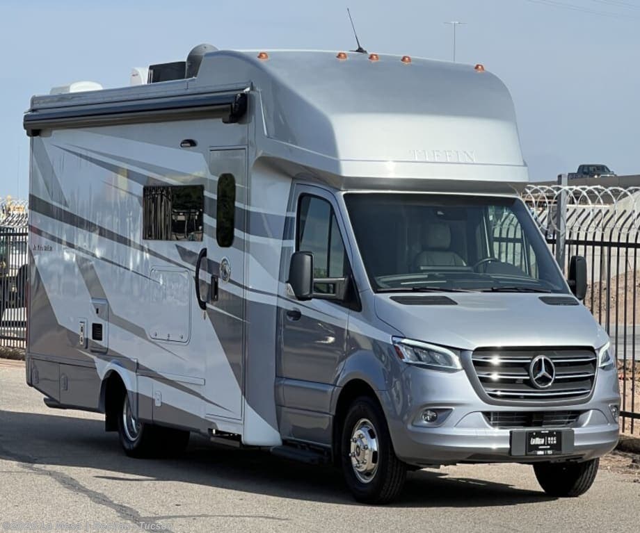 Used 2025 Tiffin  WAYFARER-GAS 25RW available in Tucson, Arizona