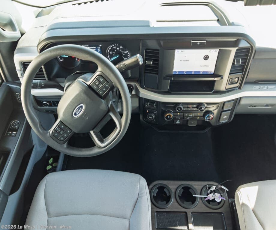 New 2027 Thor Motor Coach Omni Trail X32 available in Mesa, Arizona