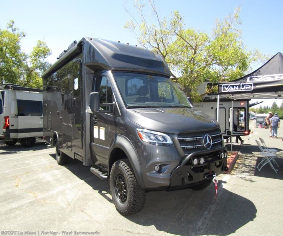 New 2025 Jayco Granite Ridge 23S-FBP-VANUP available in West Sacramento, California