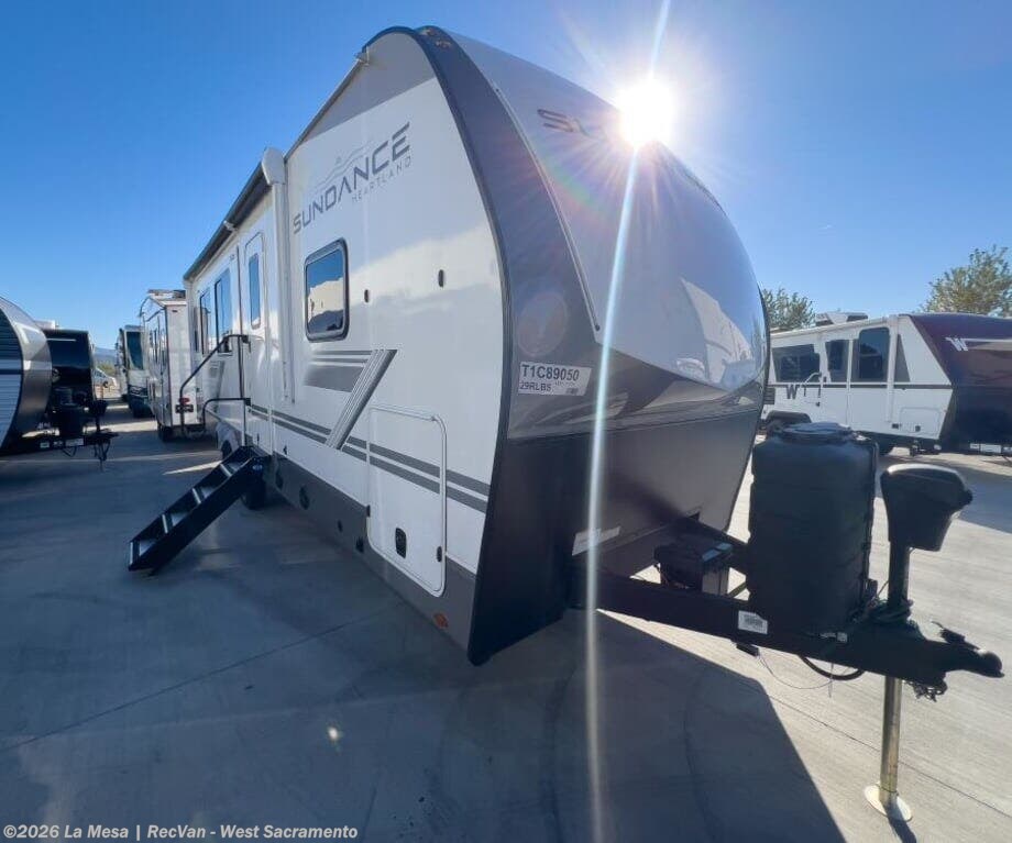 New 2026 Jayco  SUNDANCE XLT TRAILER 29RLBS available in West Sacramento, California
