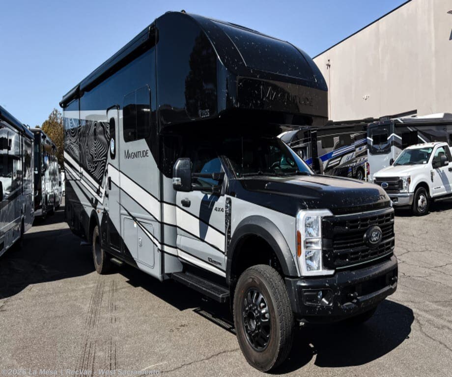 New 2027 Thor Motor Coach Magnitude X32-M-EX available in West Sacramento, California
