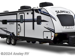New 2022 CrossRoads Sunset Trail Super Lite SS222RB available in Duncansville, Pennsylvania
