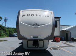 Used 2018 Keystone Montana 3950BR available in Duncansville, Pennsylvania