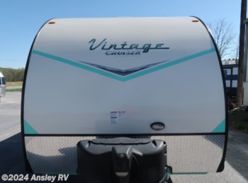 Used 2018 Gulf Stream Vintage Cruiser 23RSS available in Duncansville, Pennsylvania