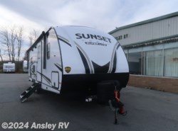  New 2024 CrossRoads Sunset Trail Super Lite SS253RB available in Duncansville, Pennsylvania
