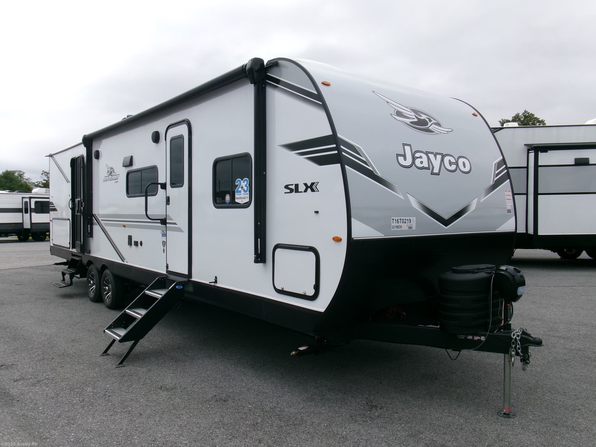 New 2026 Jayco Jay Flight SLX 321BDS available in Duncansville, Pennsylvania
