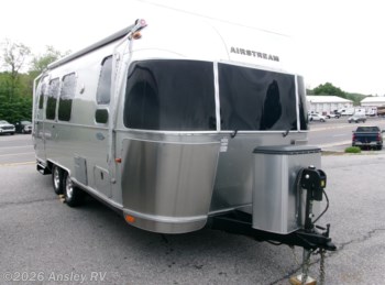 Used 2015 Airstream Flying Cloud 23FB available in Duncansville, Pennsylvania