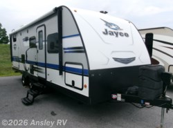 Used 2018 Jayco White Hawk 24MBH available in Duncansville, Pennsylvania