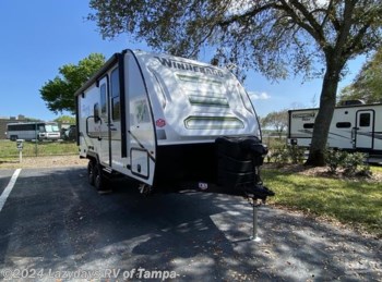 New 2022 Winnebago Micro Minnie 2108FBS available in Seffner, Florida