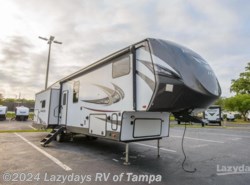Used 2019 Forest River Wildwood Heritage Glen LTZ 370BL available in Seffner, Florida