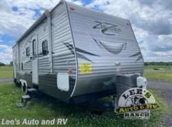 Used 2016 CrossRoads Zinger ZT28BH available in Ellington, Connecticut