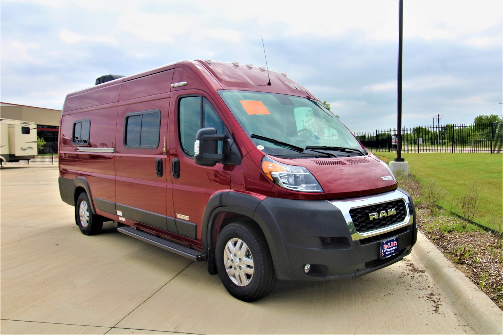 2022 Winnebago Solis 59PX