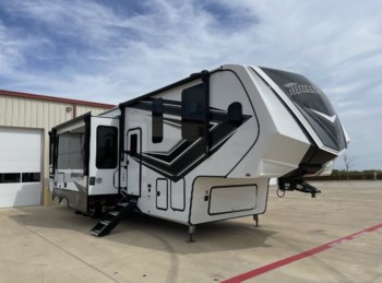 New 2022 Grand Design Momentum 395MS-R available in Sanger, Texas