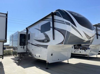 New 2023 Grand Design Solitude 375RES-R available in Sanger, Texas