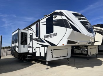 Used 2017 Grand Design Momentum 388M available in Sanger, Texas