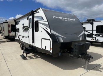 Used 2021 Keystone Passport ULTRALITE 221BH available in Sanger, Texas