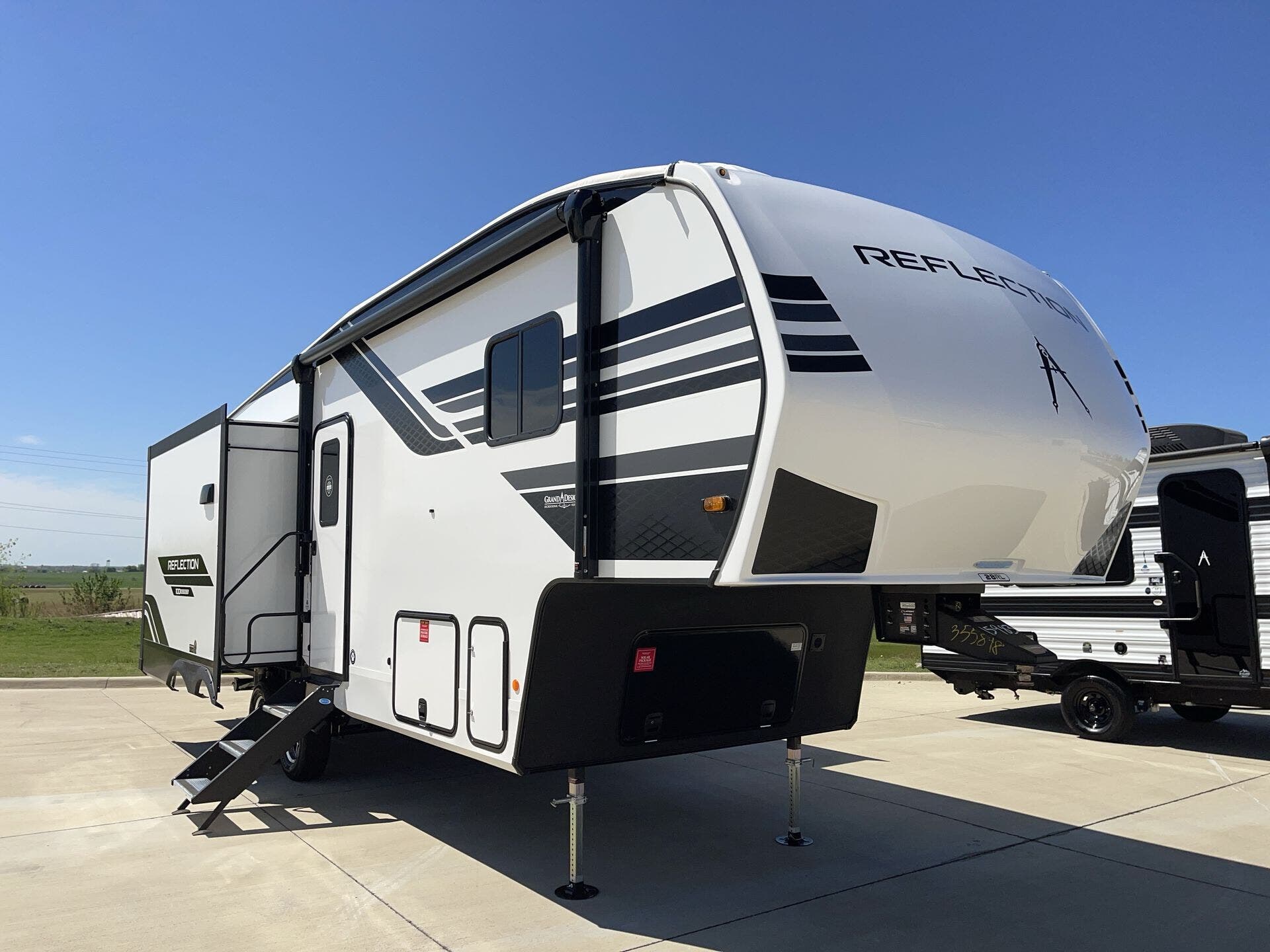 New 2026 Grand Design Reflection 100 28RL available in Sanger, Texas