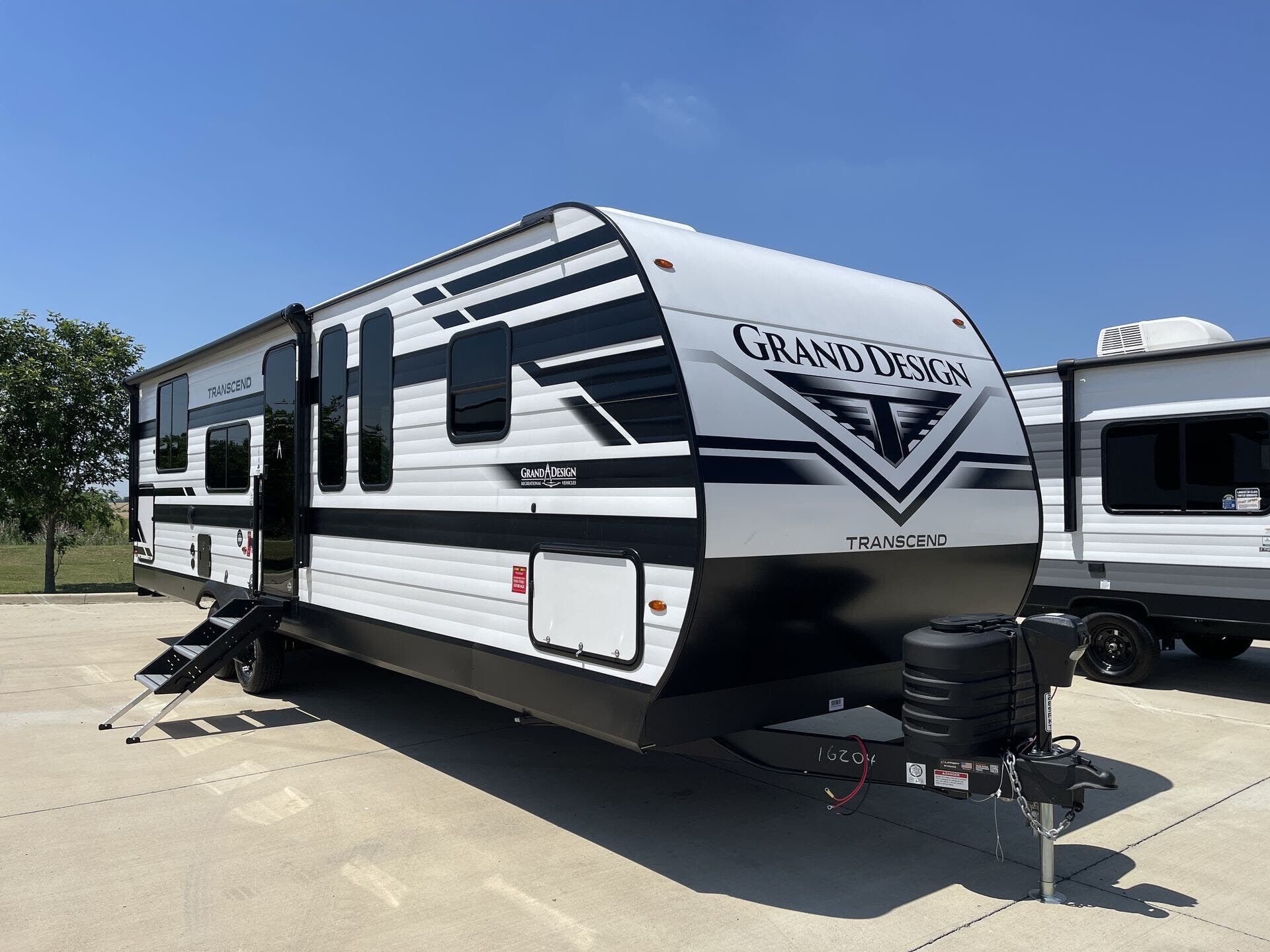 New 2026 Grand Design Transcend 285RKT available in Sanger, Texas