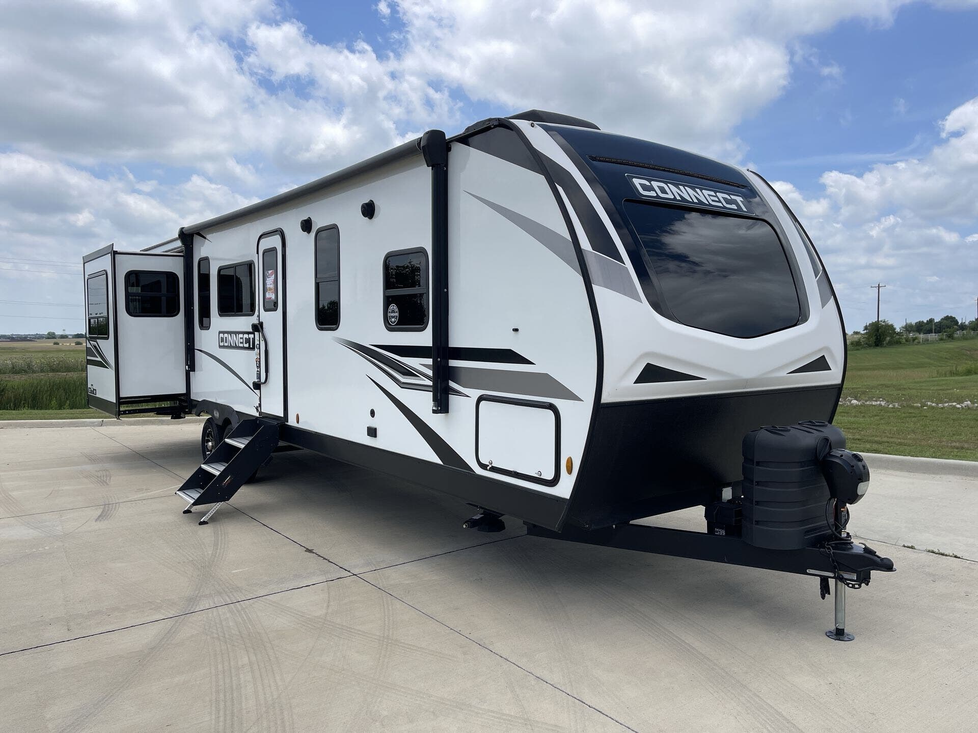 Used 2023 K-Z Connect 312RE available in Sanger, Texas