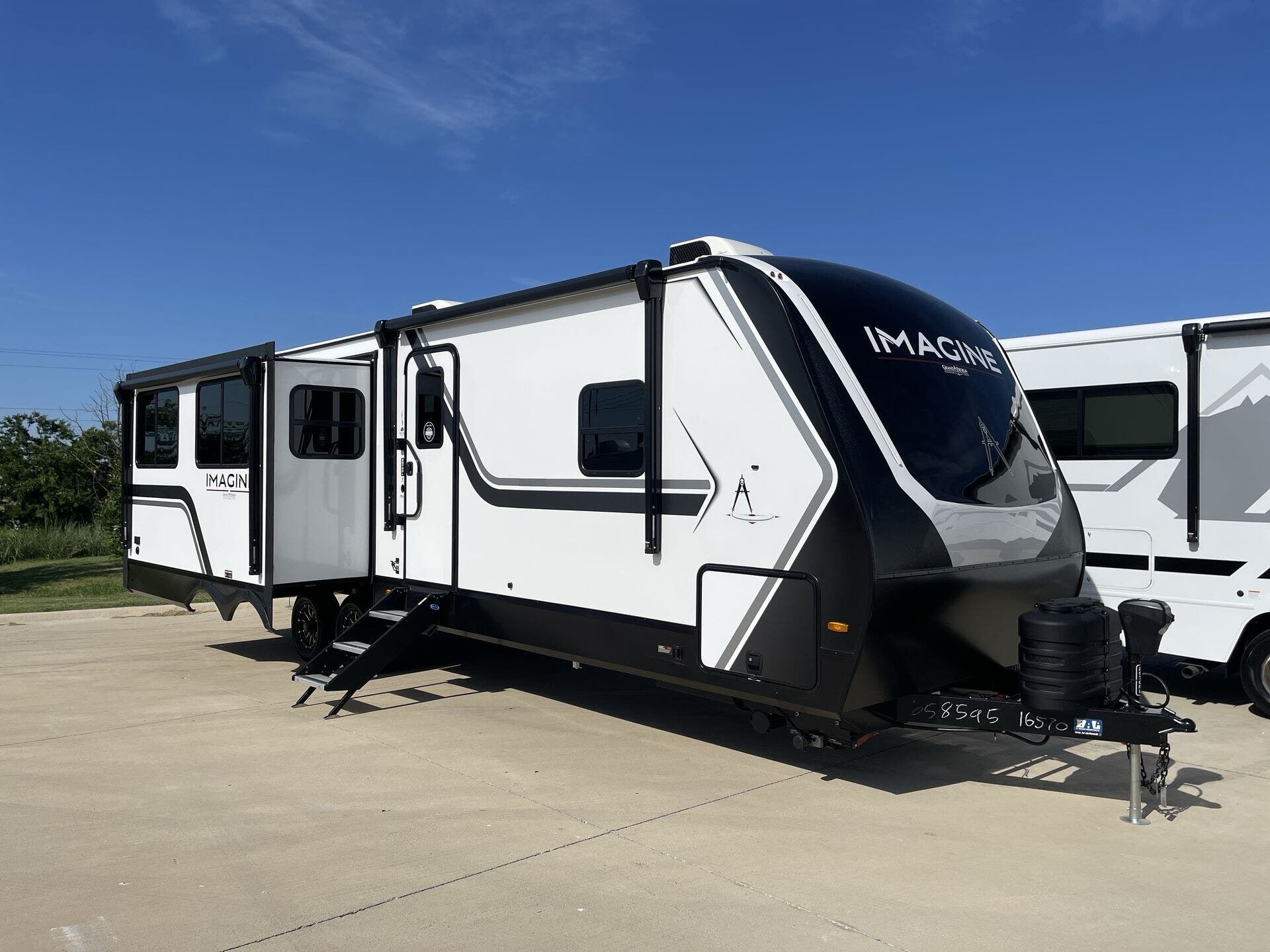 New 2027 Grand Design Imagine 2970RL available in Sanger, Texas