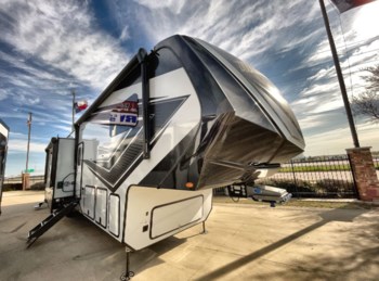 New 2023 Grand Design Momentum 410TH-R available in Fort Worth, Texas
