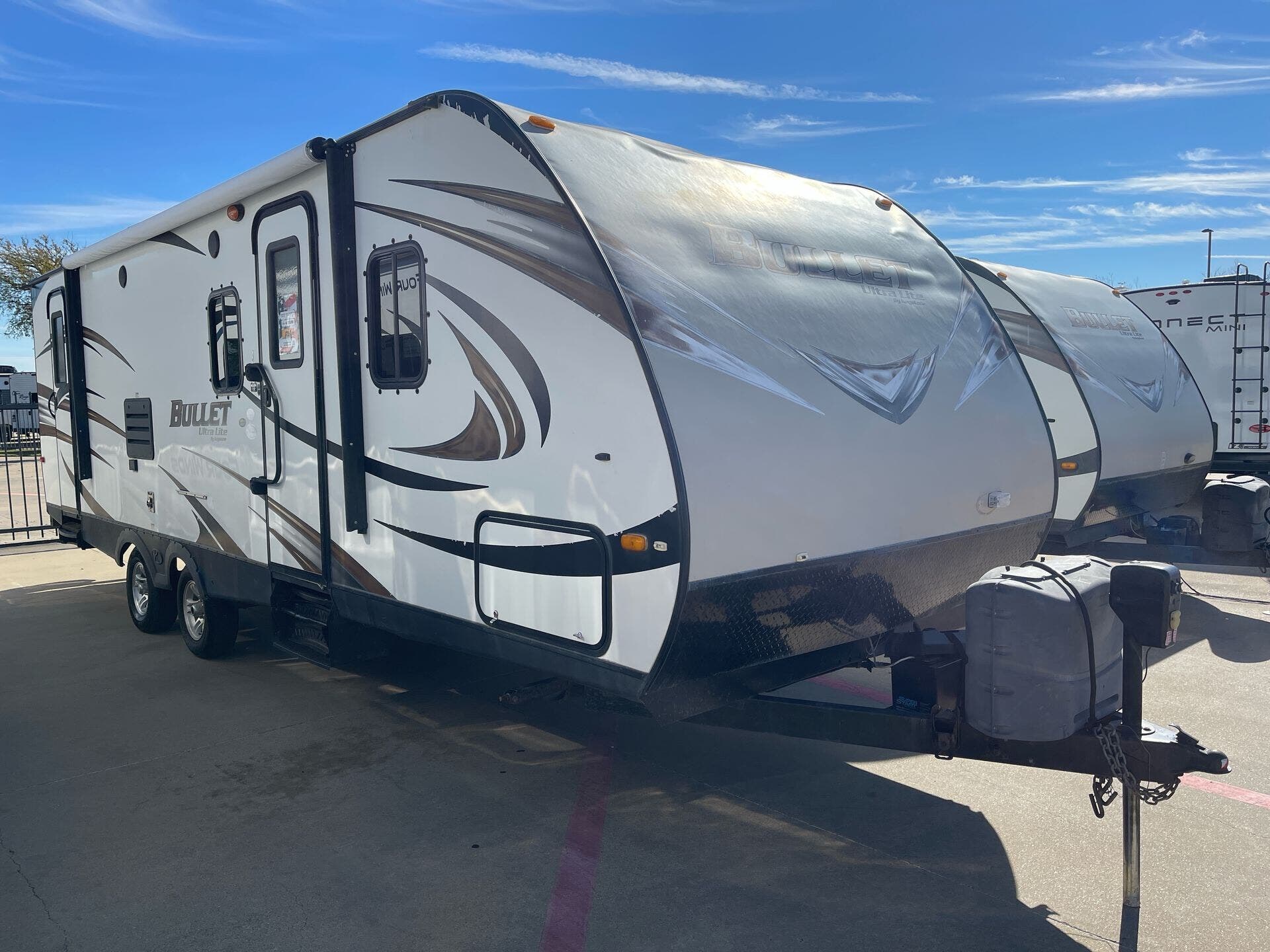 Used 2014 Keystone Bullet 272BHS available in Fort Worth, Texas
