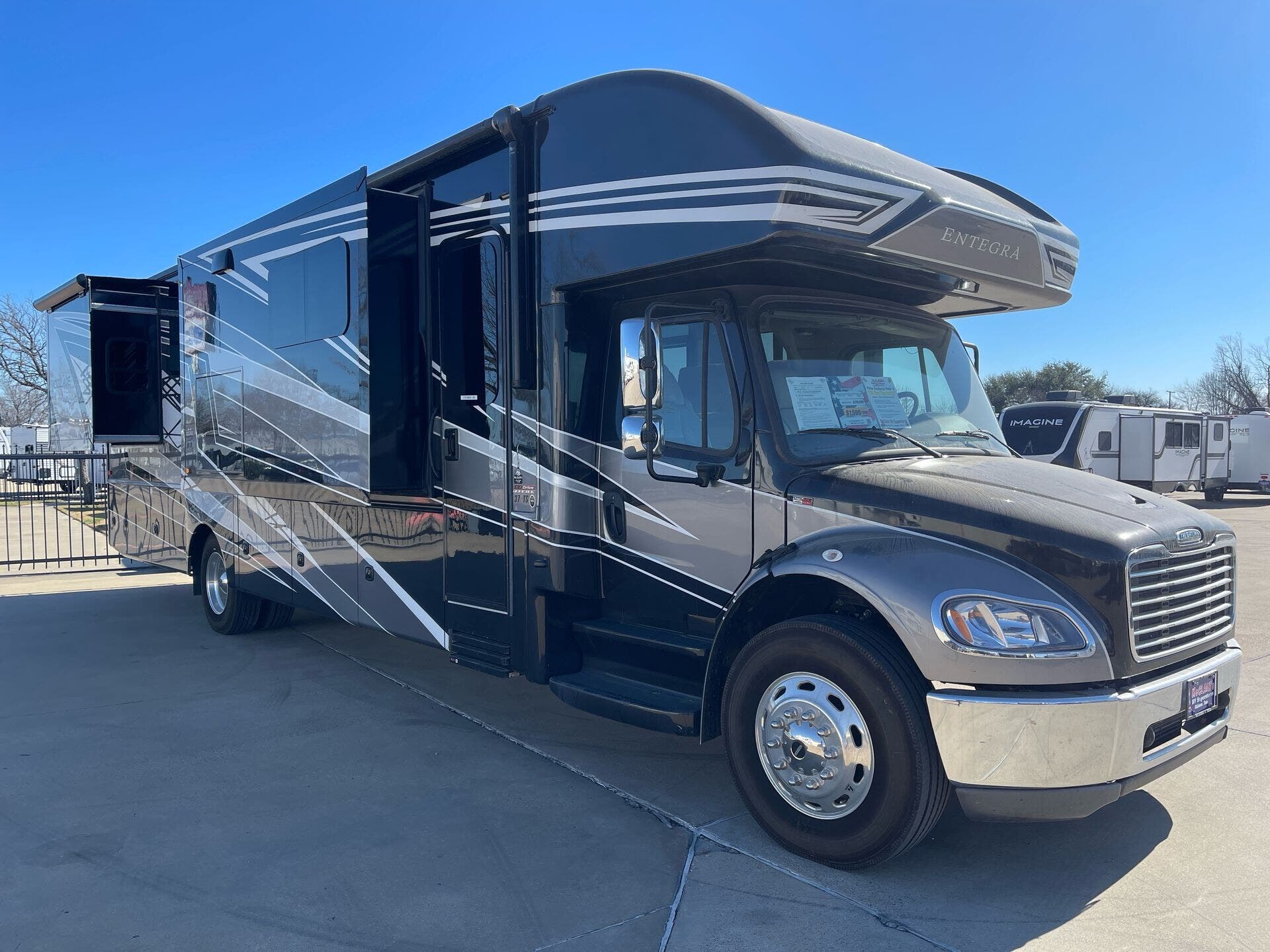 Used 2022 Entegra Coach Accolade 37TS available in Fort Worth, Texas