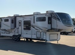 Used 2021 Alliance RV Paradigm 385FL available in Fort Worth, Texas