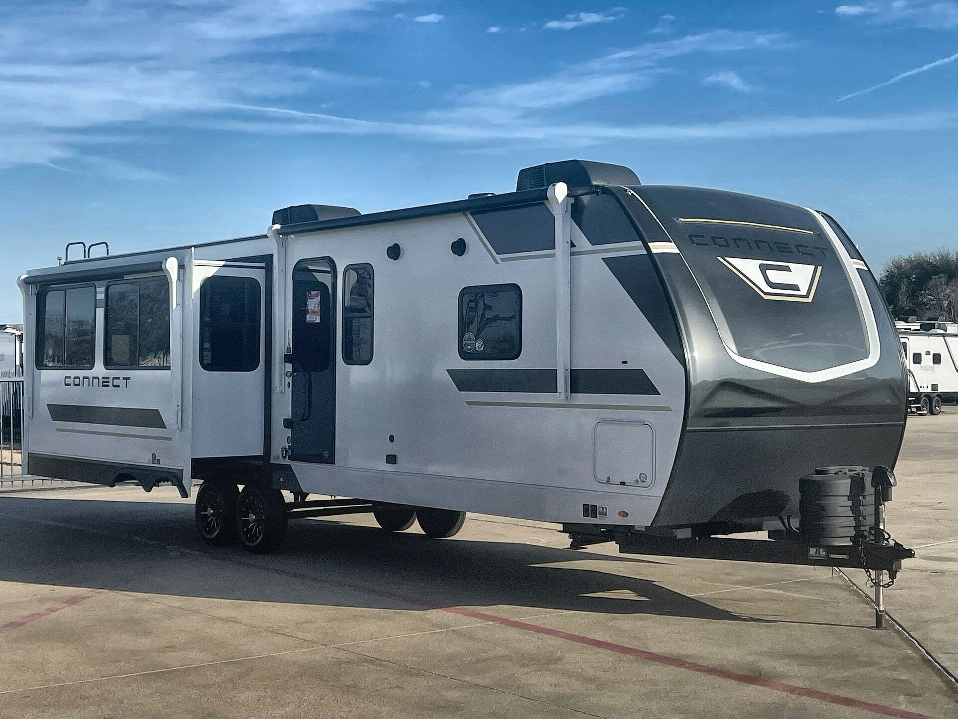 New 2026 K-Z Connect 313MK available in Fort Worth, Texas