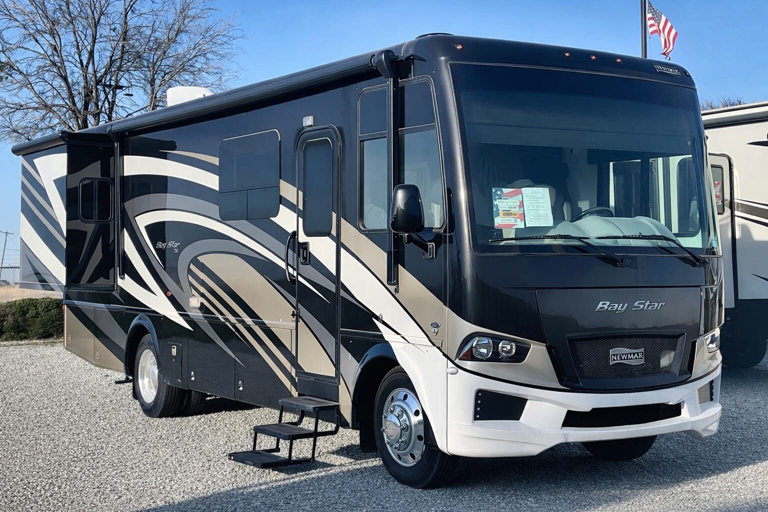 Used 2022 Newmar  BAYSTAR 3014 available in Fort Worth, Texas