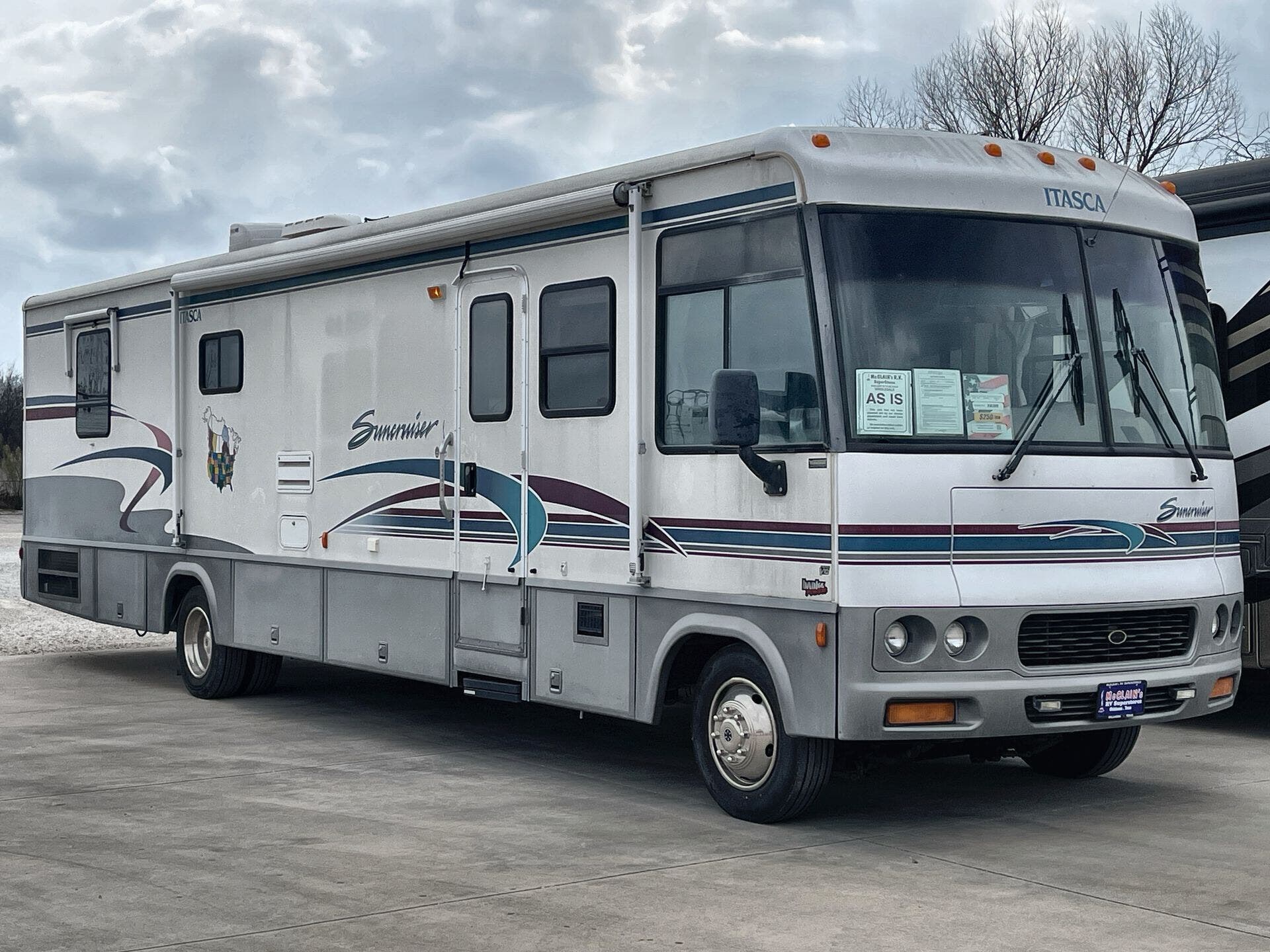 Used 2000 Winnebago Suncruiser 37G available in Fort Worth, Texas