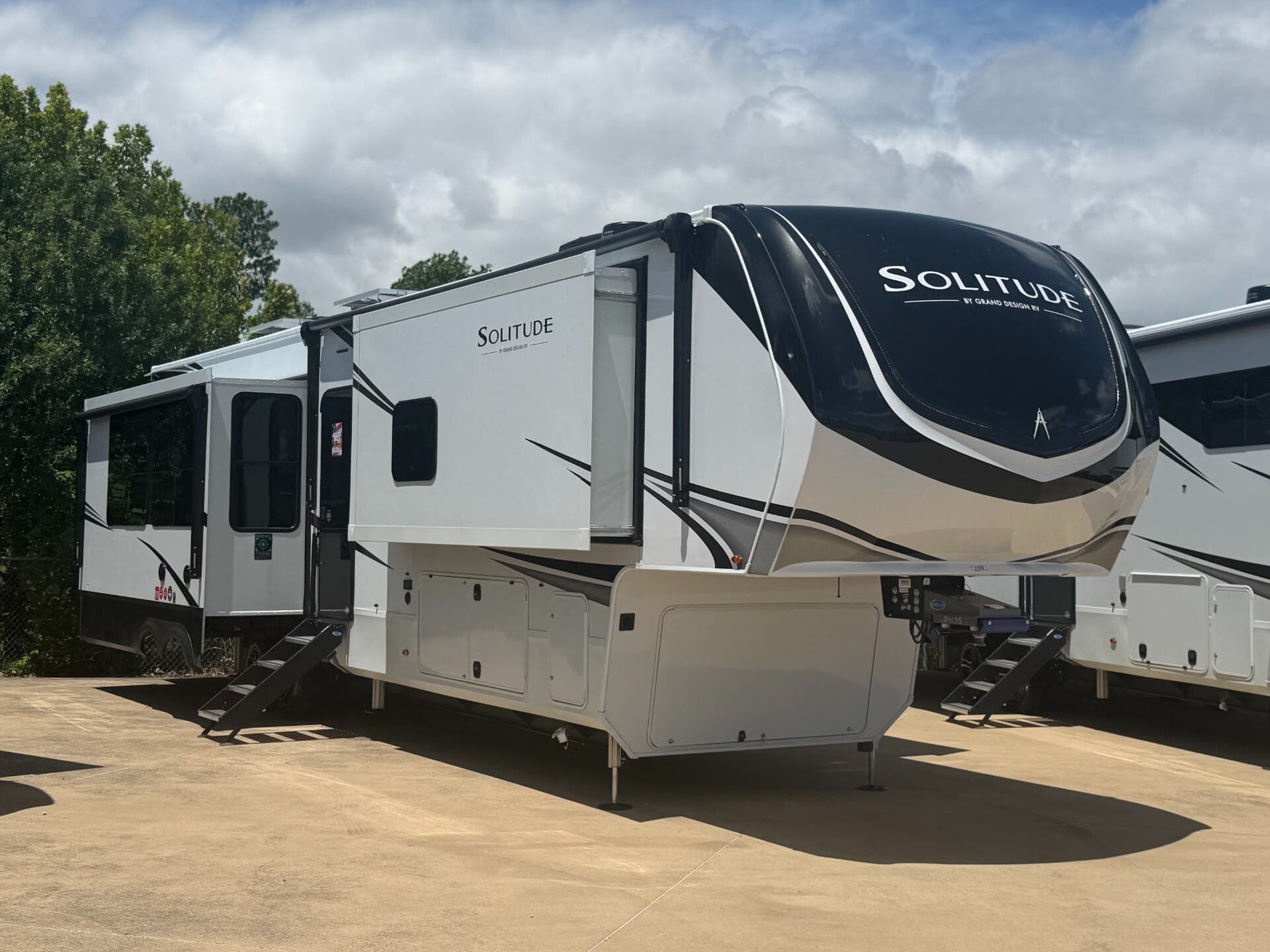 New 2026 Grand Design Solitude 417KB available in Fort Worth, Texas