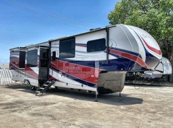 New 2023 Grand Design Solitude 390RK available in Corinth, Texas